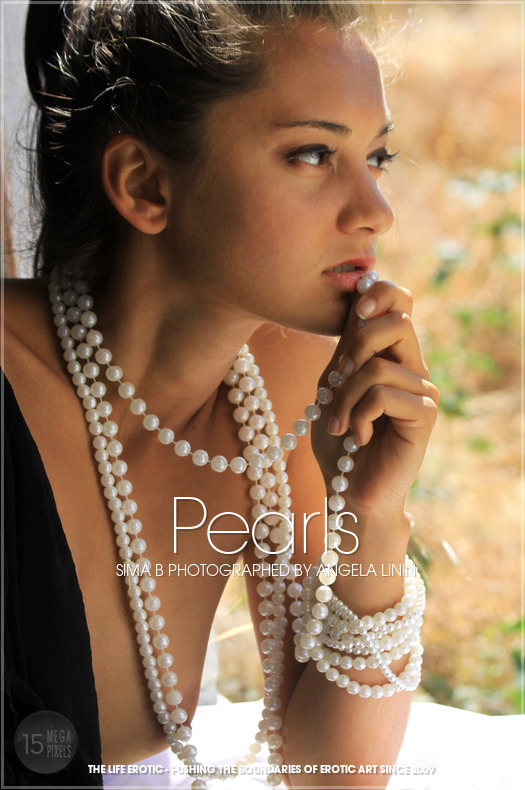 Sima B in Pearls photo 1 of 17